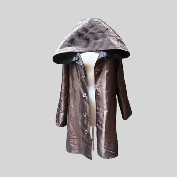 UBU Reversible Iridescent Raincoat - Picture 2 of 11